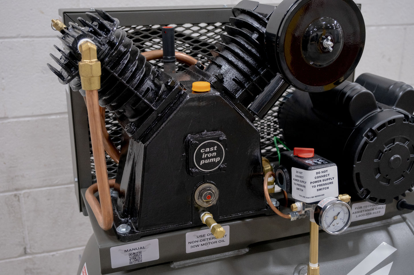 5 HP 40 GALLON HORIZONTAL (TWO-STAGE)