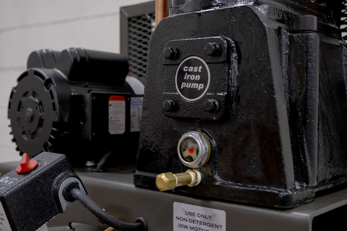 5 HP 70 GALLON VERTICAL (TWO-STAGE)