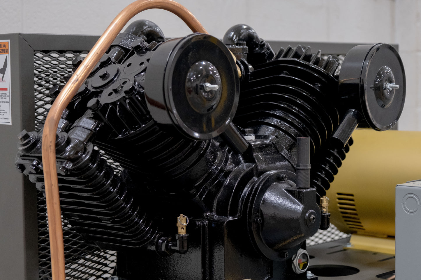 10 HP 120 GALLON HORIZONTAL (TWO-STAGE)